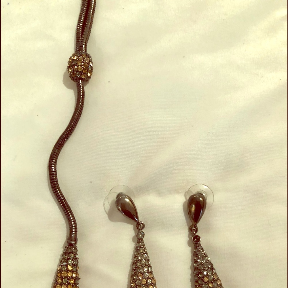 Vintage necklace/earring set